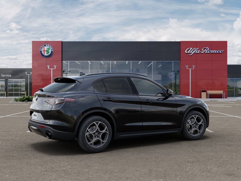 New 2025 Alfa Romeo Stelvio Sprint w/ Convenience Package AWD/4WD image 4