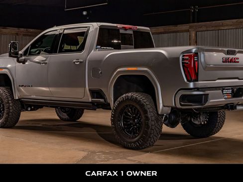 Used 2025 GMC Sierra 3500 AT4 w/ AT4 Premium Plus Package image 5