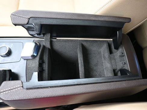 Used 2016 Mercedes-Benz GLE 350 4MATIC image 26