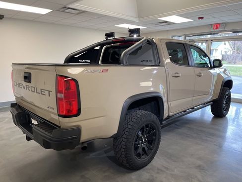 Used 2021 Chevrolet Colorado ZR2 w/ ZR2 Dusk Special Edition image 2