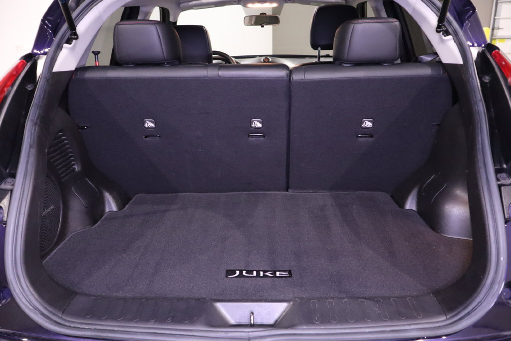 Used 2016 Nissan Juke SL FWD image 33