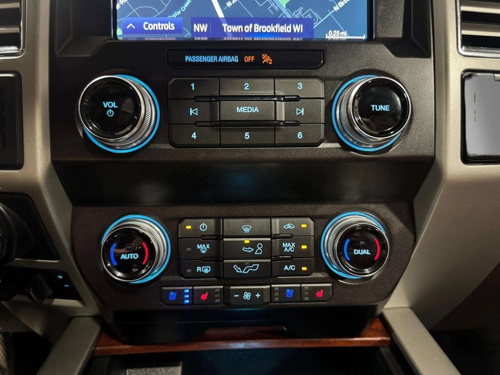 Used 2020 Ford F150 King Ranch w/ Technology Package AWD/4WD image 17