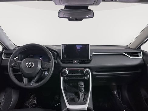 Used 2024 Toyota RAV4 LE image 19