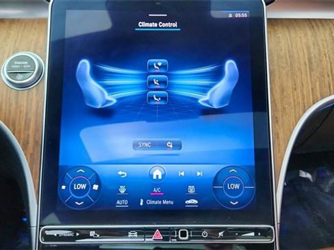 Used 2023 Mercedes-Benz C 300 Sedan image 45