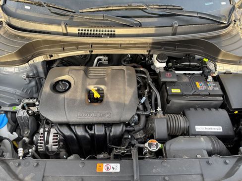 Used 2025 Kia Soul LX w/ LX Technology Package FWD image 30
