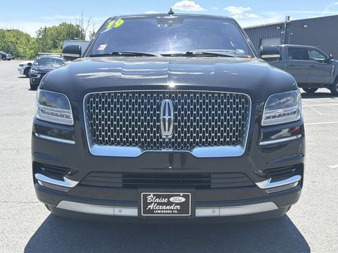 Used 2019 Lincoln Navigator Reserve AWD/4WD image 9