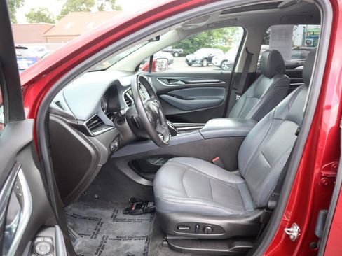 Used 2018 Buick Enclave Essence w/ Trailering Package AWD/4WD image 19