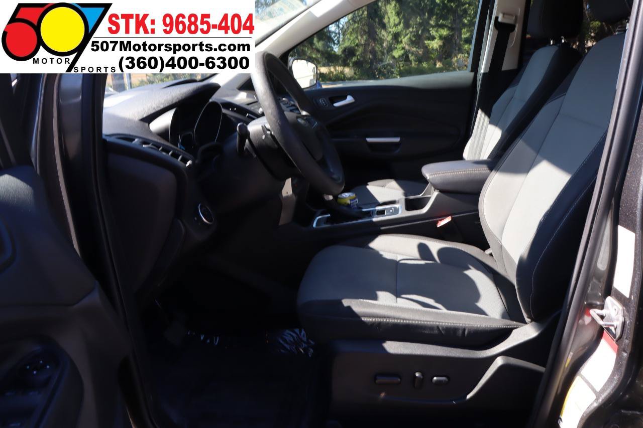 Used 2017 Ford Escape SE FWD image 13
