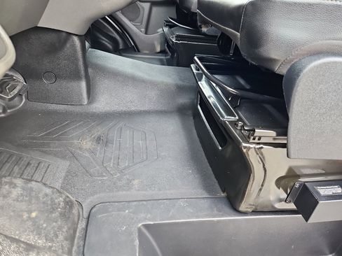 Used 2020 Ford Transit 350 XL image 22