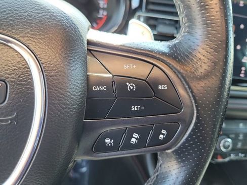 Used 2023 Dodge Durango R/T RWD image 6
