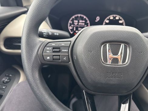 Used 2023 Honda HR-V LX image 25