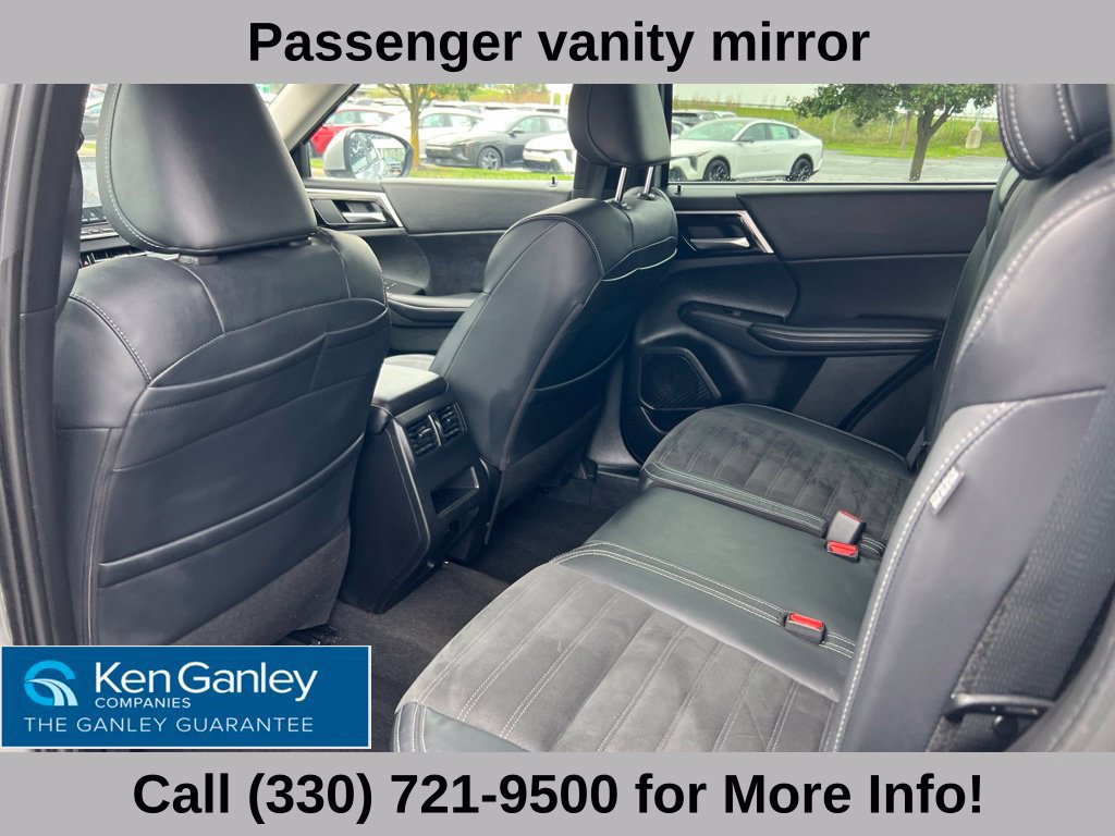 Used 2023 Mitsubishi Outlander SE AWD/4WD image 46