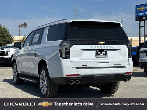 New 2026 Chevrolet Suburban Premier image 4