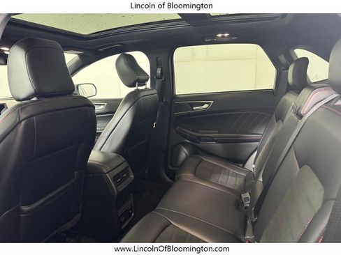 Used 2022 Ford Edge ST-Line w/ Class II Trailer Tow Package AWD/4WD image 30