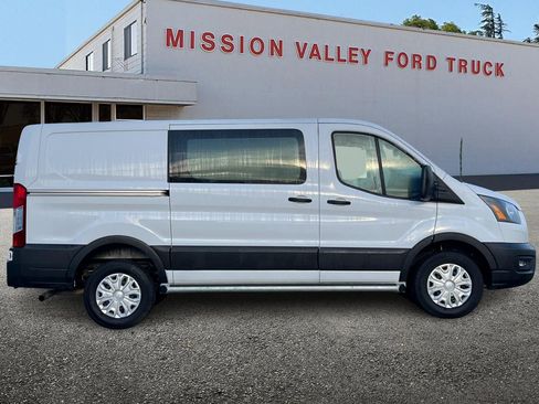 Used 2024 Ford Transit 250 Low Roof w/ Exterior Upgrade Package image 3
