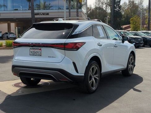 Used 2025 Lexus RX 350 FWD w/ Technology Package image 5