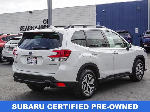 Certified 2023 Subaru Forester Premium AWD/4WD image 6