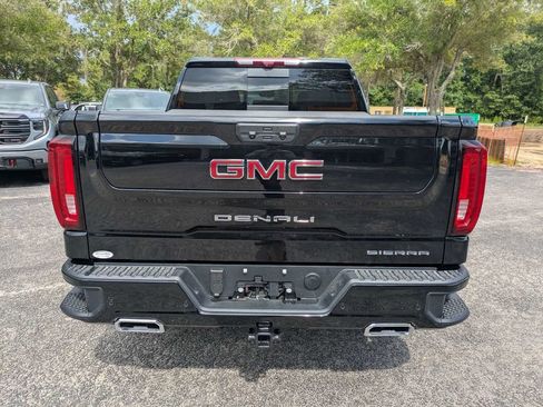 New 2026 GMC Sierra 1500 Denali w/ Denali Reserve Package AWD/4WD image 4