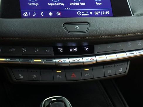 Used 2023 Cadillac XT4 Sport image 17