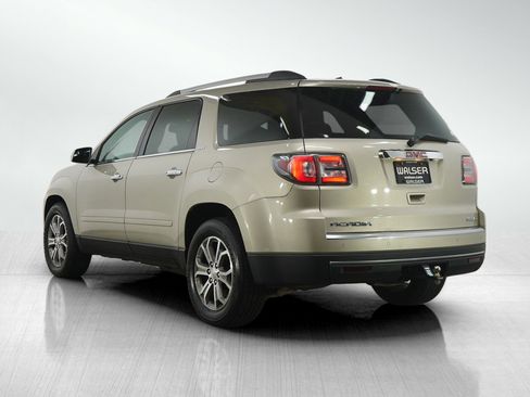 Used 2014 GMC Acadia SLT image 3