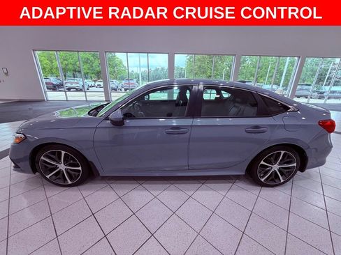 Used 2024 Honda Civic Touring image 4