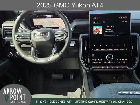 Used 2025 GMC Yukon AT4 w/ AT4 Premium Package AWD/4WD image 20