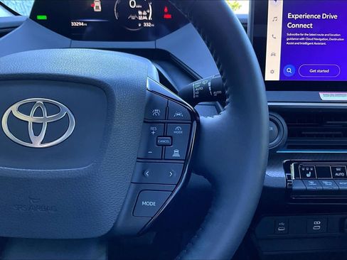 Used 2024 Toyota Prius XLE image 24