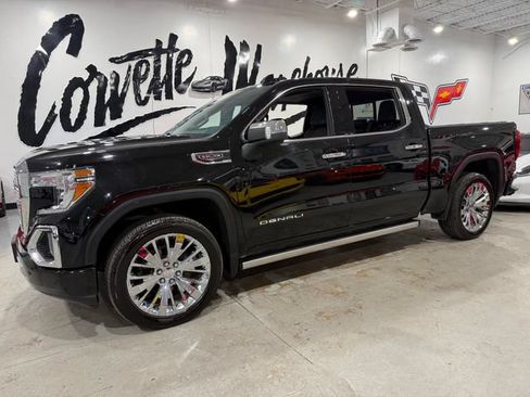 Used 2021 GMC Sierra 1500 Denali w/ Denali Ultimate Package AWD/4WD image 1