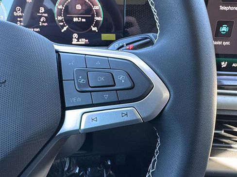 New 2026 Volkswagen Tiguan SE image 19