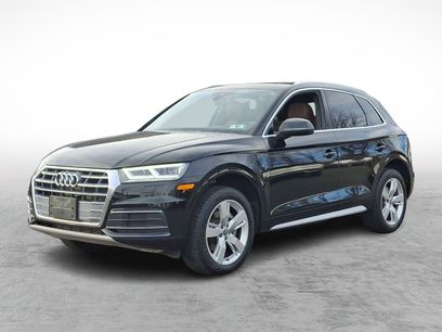 Used 2019 Audi Q5 2.0T Premium Plus w/ Premium Plus Package