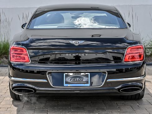 New 2026 Bentley Flying Spur Plug-In Hybrid AWD/4WD image 12