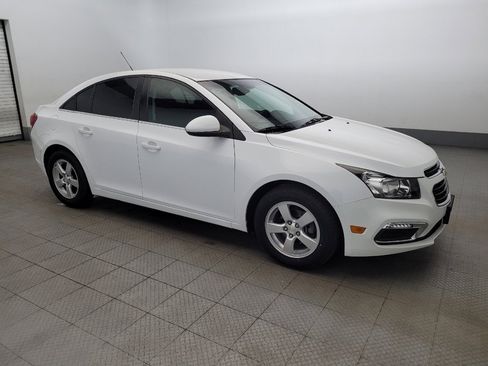 Used 2016 Chevrolet Cruze LT image 11