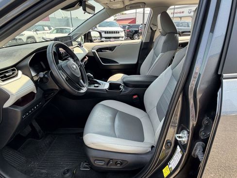 Used 2023 Toyota RAV4 Limited AWD/4WD image 26