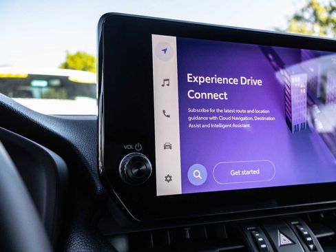 Used 2025 Toyota RAV4 XSE image 31