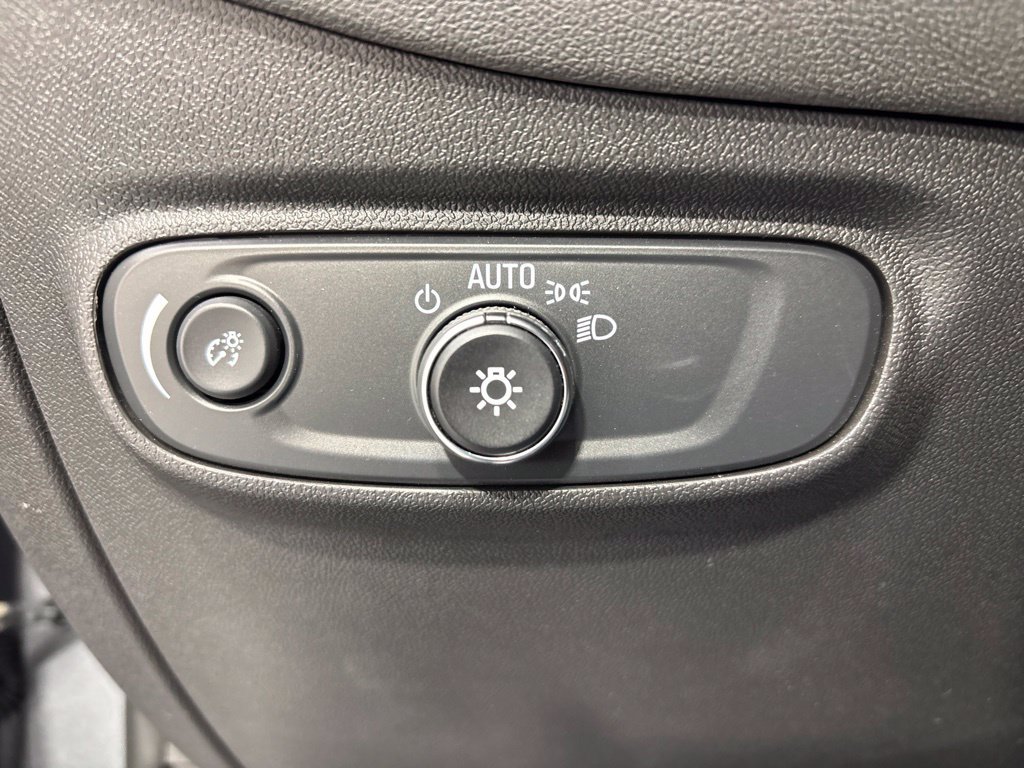 Used 2024 Chevrolet Equinox LT AWD/4WD image 27