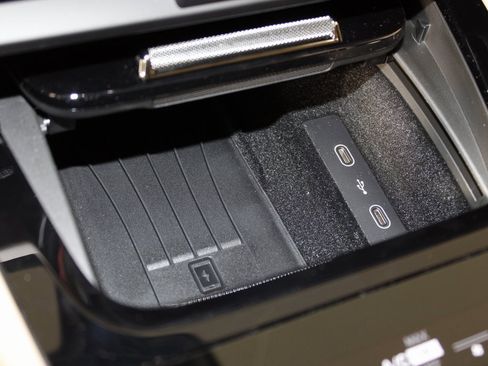 New 2026 Porsche Cayenne Coupe image 31