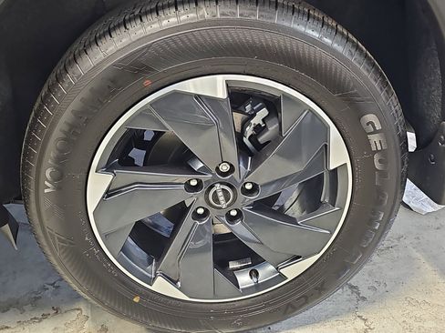 New 2026 Nissan Rogue Platinum w/ Tech Package image 13