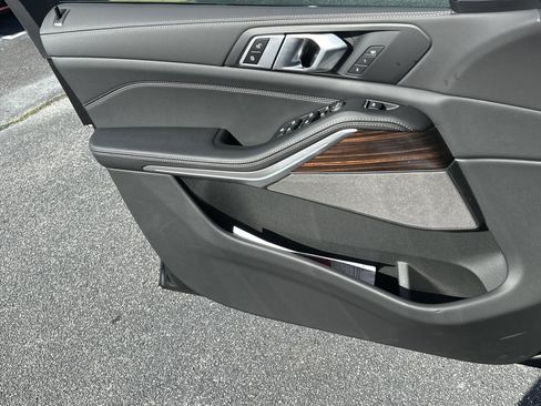 New 2026 BMW X5 sDrive40i w/ M Sport Package image 19