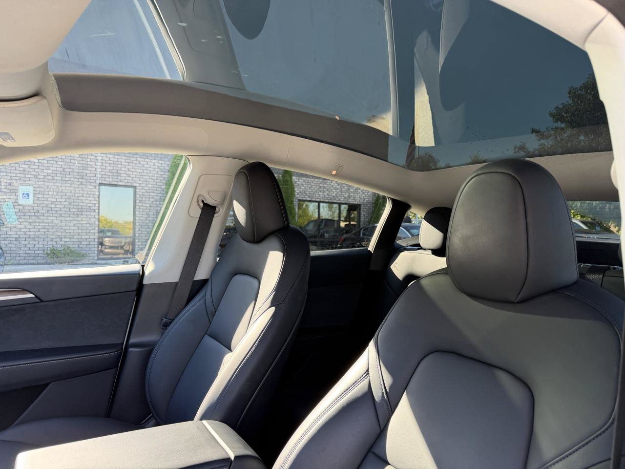 Used 2023 Tesla Model Y Long Range AWD/4WD image 13