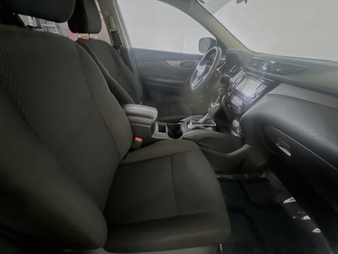 Used 2021 Nissan Rogue Sport S FWD image 30