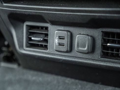 Used 2020 Chevrolet Silverado 1500 LT Trail Boss w/ Convenience Package image 39