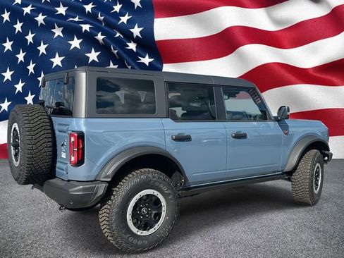 New 2025 Ford Bronco Badlands image 7