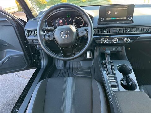 Used 2022 Honda Civic Sport image 11