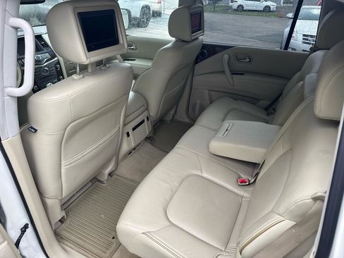 Used 2015 INFINITI QX80 4WD w/ 22" Wheel Package image 11