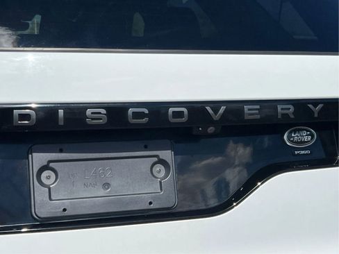 Used 2021 Land Rover Discovery HSE R-Dynamic AWD/4WD image 23