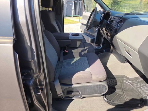 Used 2006 Ford F150 XLT image 24