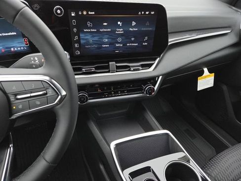 New 2026 Chevrolet Equinox LT w/ LPO, Floor Liner Package image 34