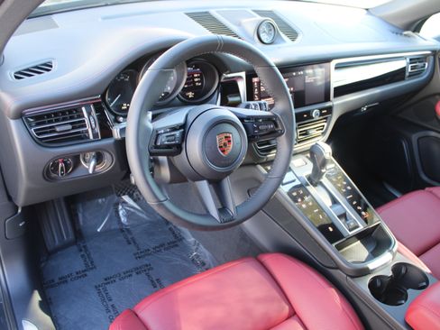 New 2026 Porsche Macan S AWD/4WD image 4