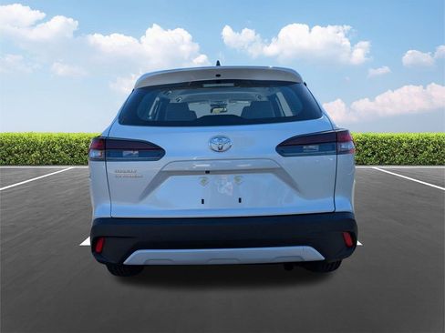 New 2026 Toyota Corolla Cross L image 5