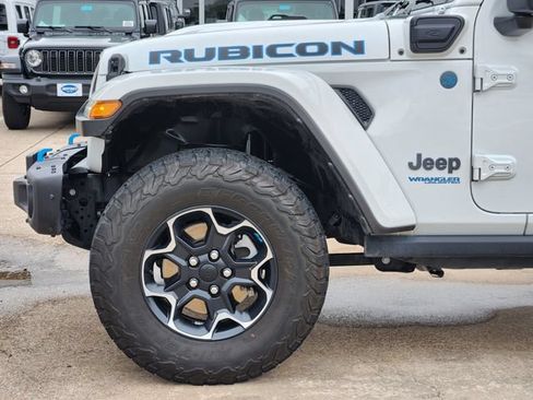 Used 2022 Jeep Wrangler Unlimited Rubicon 4xe w/ Steel Bumper Group AWD/4WD image 9